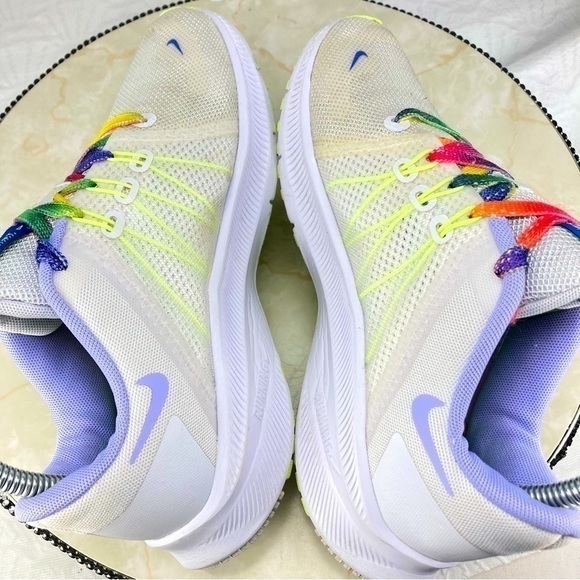 Nike Quest 4 Summit Womens Size 7.5 Shoes White Royal Athletic Running Sneakers - Picture 7 of 10